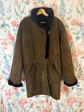 Vintage Classic Brown Shearling-Trim Suede Jacket